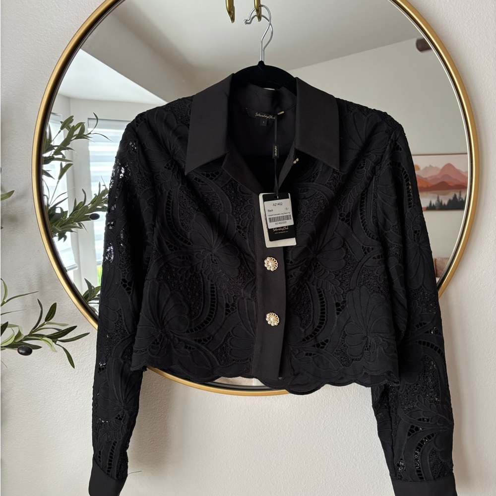 Black Lace Cropped Women's Blouse